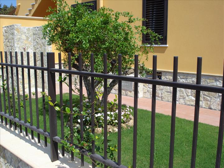 PANNELLO DI RECINZIONE MODULARE IN FERRO TUBOLARE ZINCATO - 0