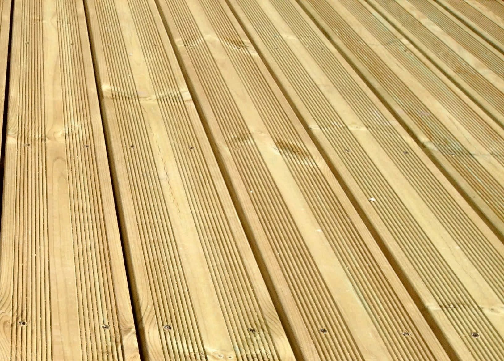 Listone Pavimento In Legno Di Larice Decking Trattato Umidit 20 Con Antiblu Dimensioni 2